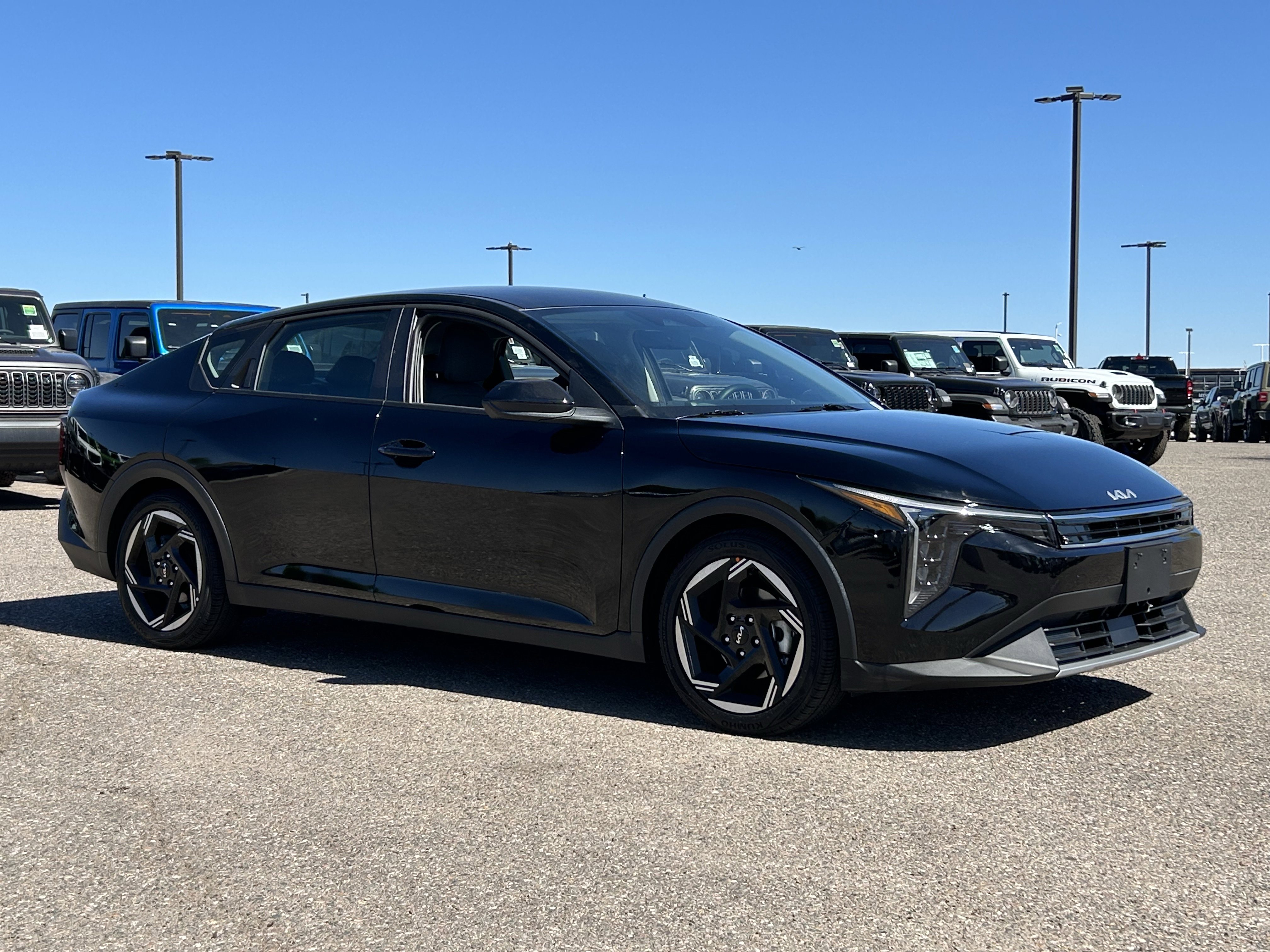 Certified 2025 Kia K4 EX FWD image 7
