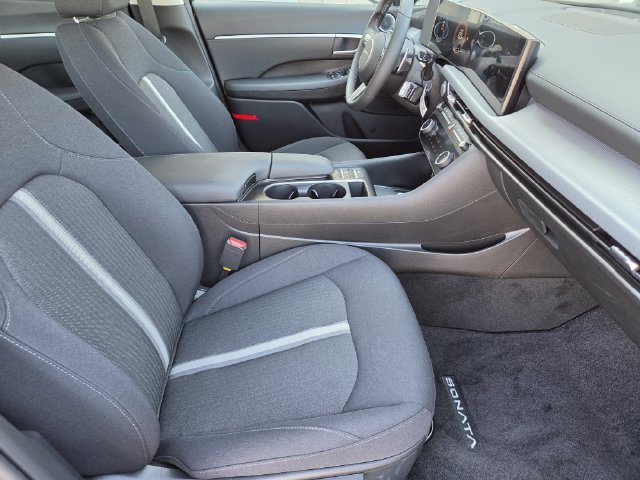New 2026 Hyundai Sonata SEL FWD image 16
