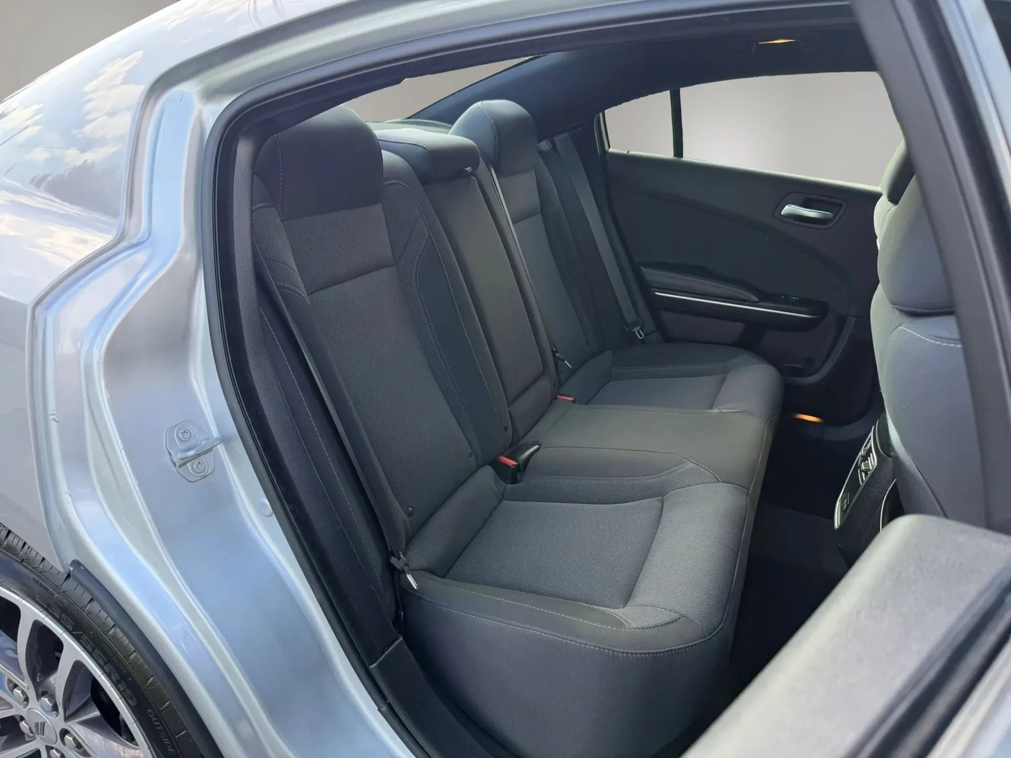Used 2019 Dodge Charger SXT AWD/4WD image 50
