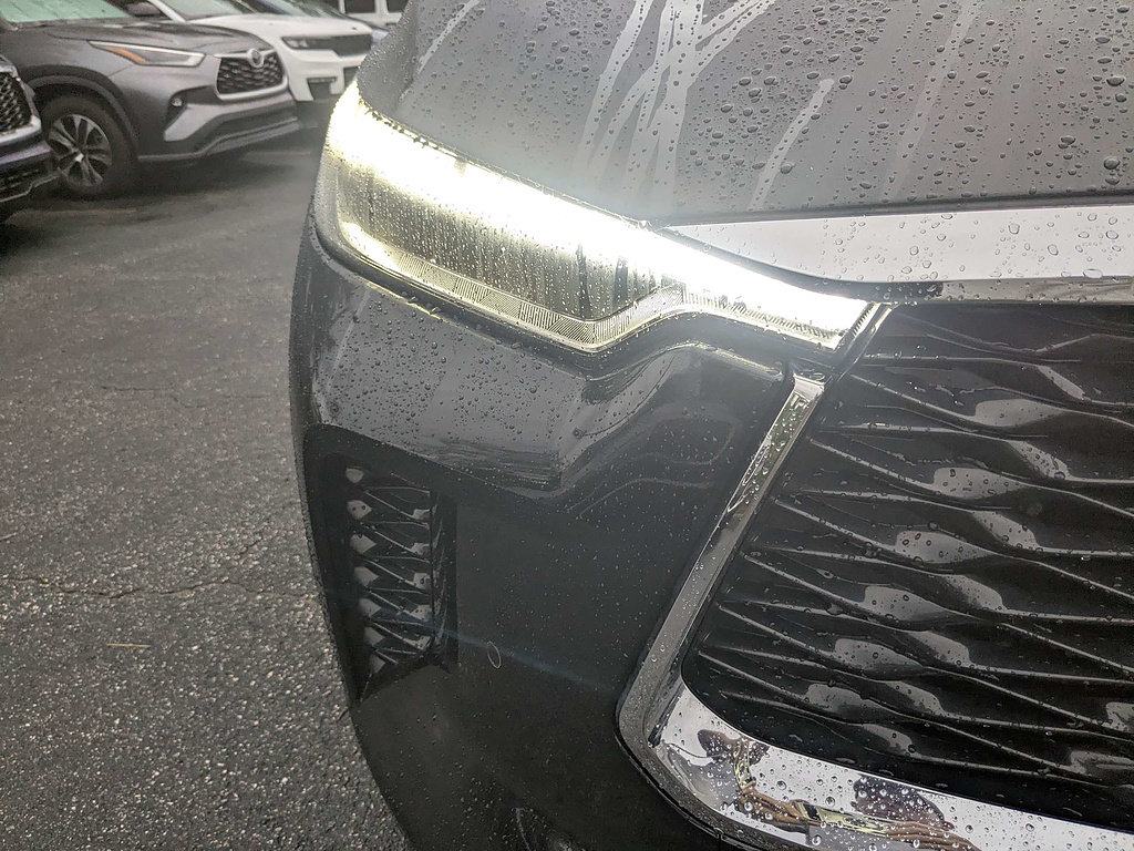 Used 2025 INFINITI QX60 Luxe w/ Cargo Package FWD image 11
