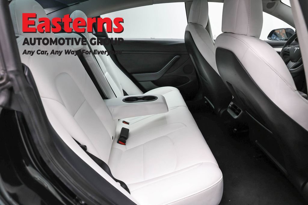 Used 2022 Tesla Model 3 image 17