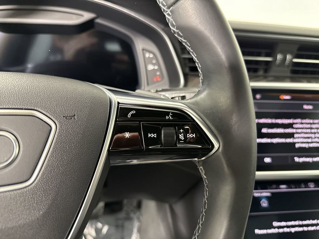 Used 2021 Audi A7 e Premium Plus w/ Interior Protection Package image 38