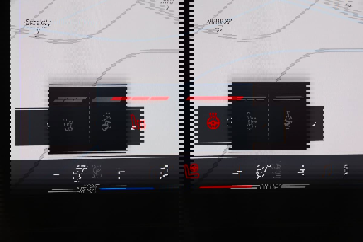 Used 2025 BMW X6 xDrive40i image 8