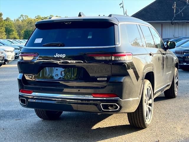 New 2025 Jeep Grand Cherokee L Overland w/ Advanced Protech Group III AWD/4WD image 3