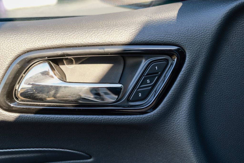 Used 2022 Dodge Durango R/T w/ Blacktop Package image 18