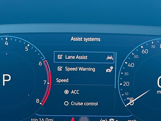 New 2025 Volkswagen Taos SEL image 34