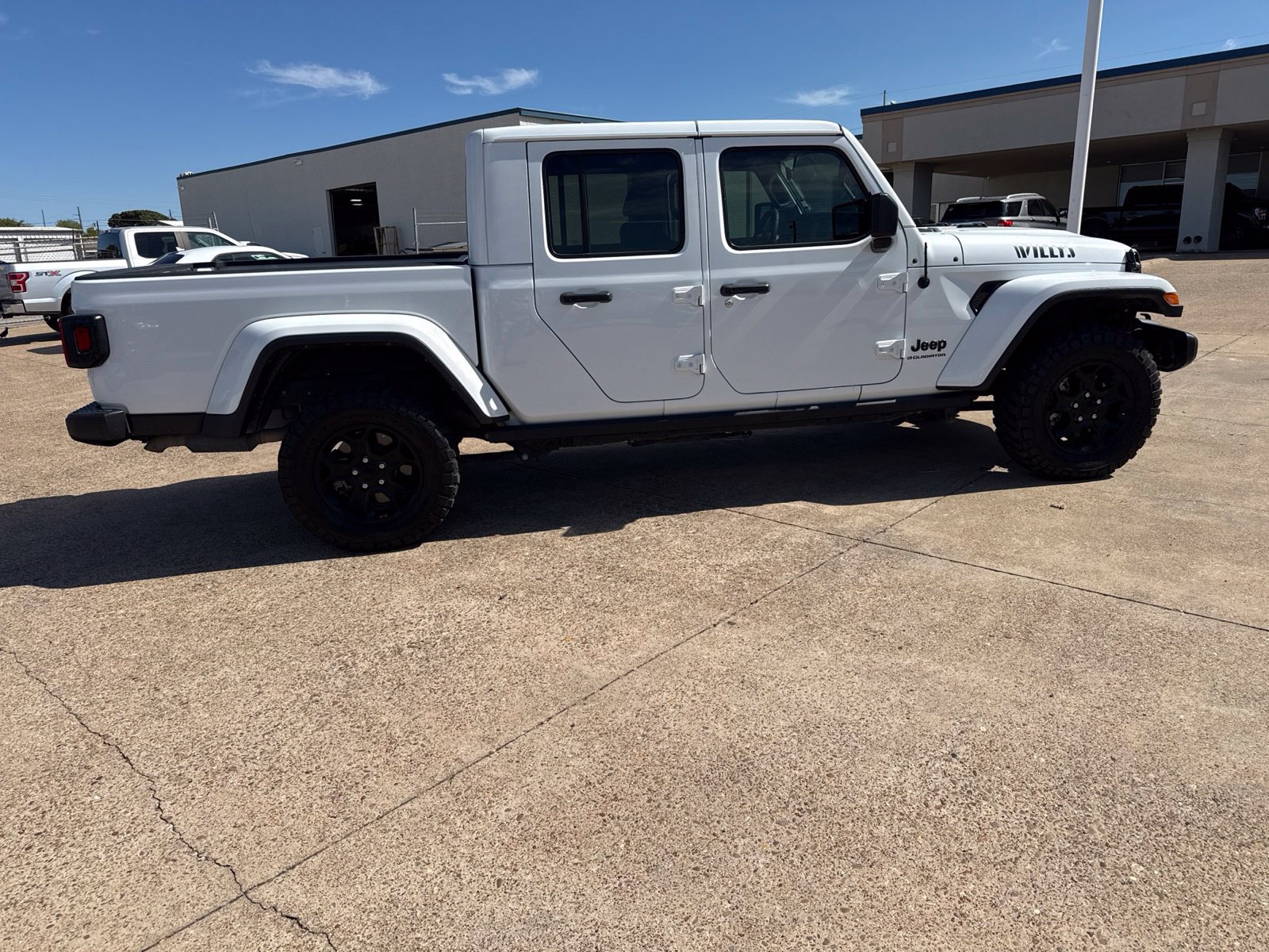 Used 2023 Jeep Gladiator Sport AWD/4WD image 8
