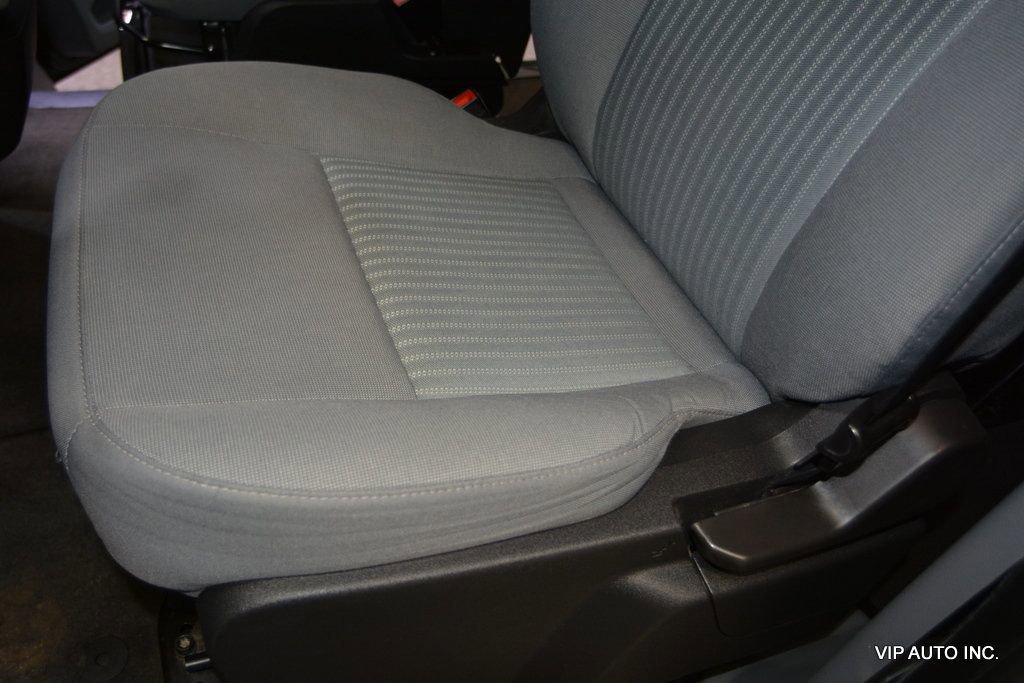 Used 2017 Ford Transit 350 XLT image 14