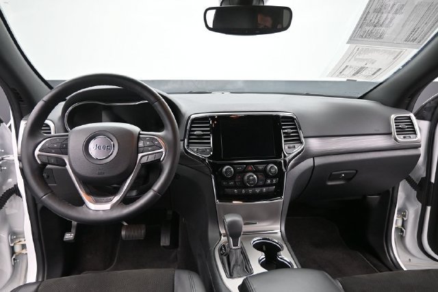 Used 2019 Jeep Grand Cherokee Altitude AWD/4WD image 25