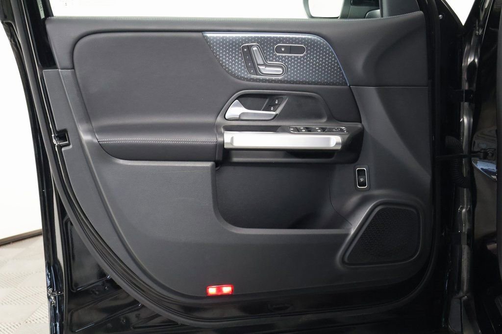 Certified 2025 Mercedes-Benz GLB 250 4MATIC image 12