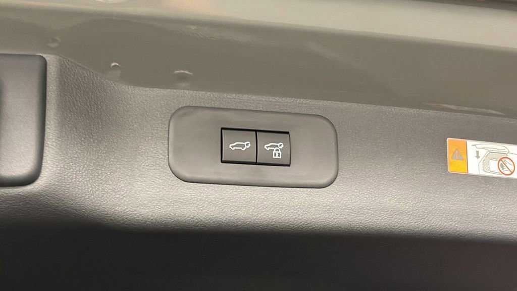 New 2026 Lexus TX 500h AWD image 9