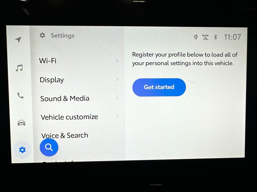Used 2025 Toyota Corolla Cross XSE w/ Convenience Package image 34