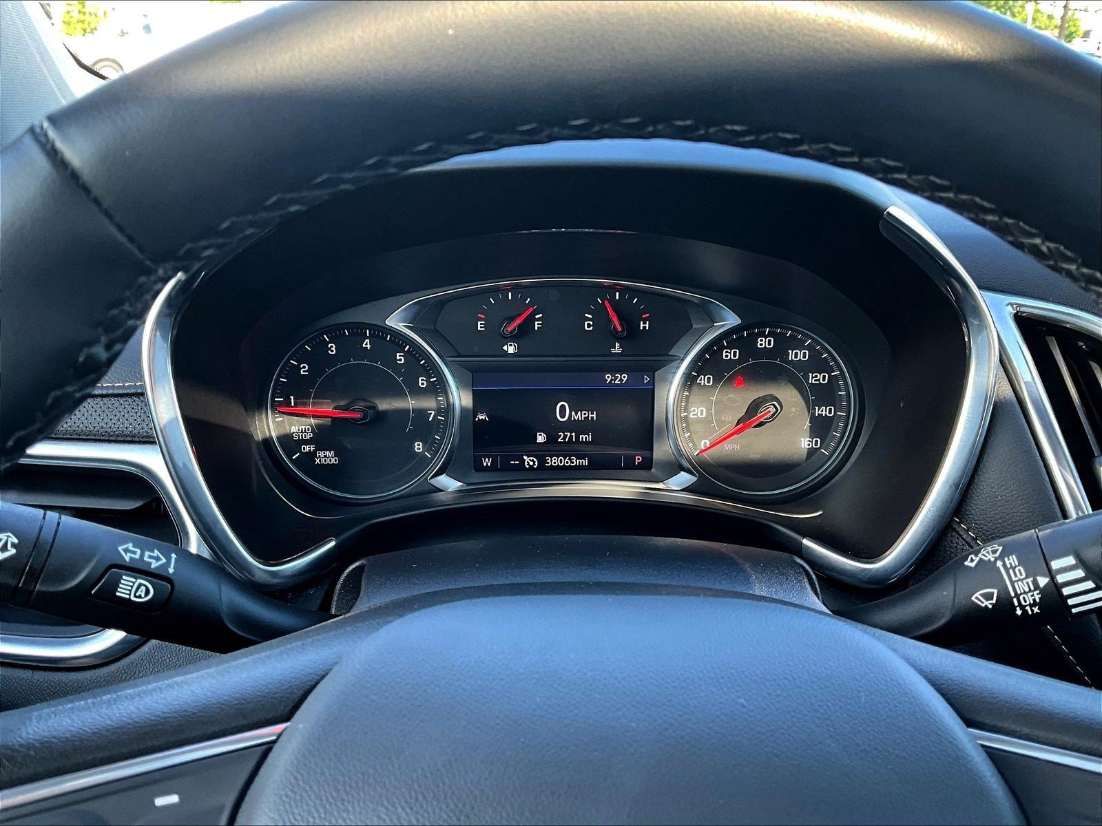 Used 2023 Chevrolet Equinox Premier FWD image 13