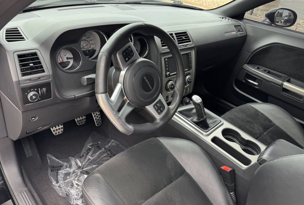 Used 2012 Dodge Challenger SRT8 RWD image 16