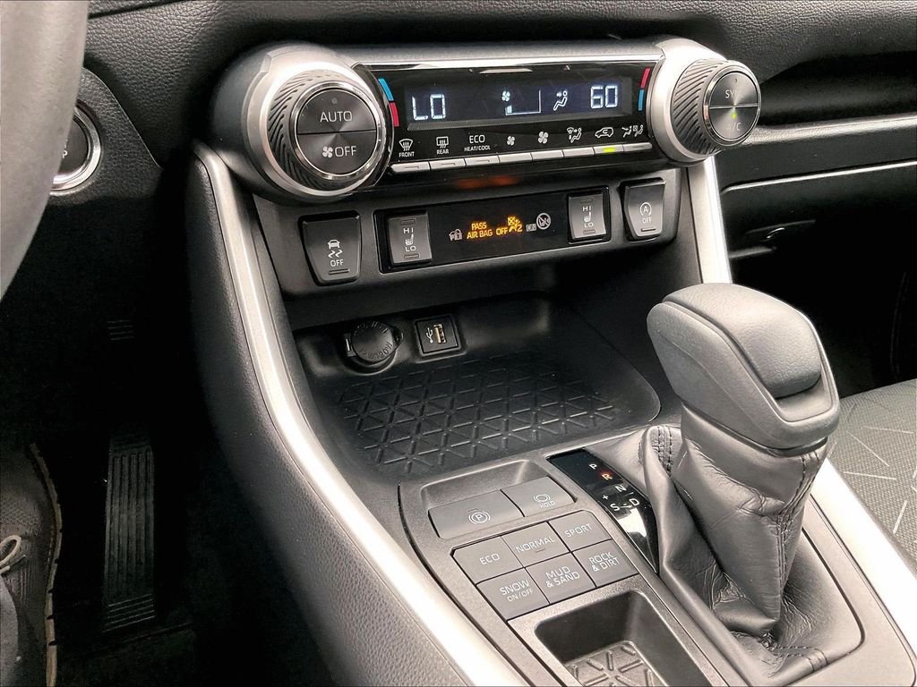 Used 2023 Toyota RAV4 XLE w/ Convenience Package AWD/4WD image 26