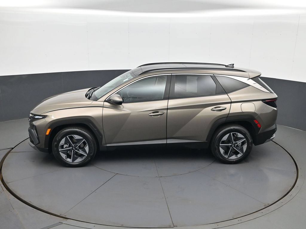 Certified 2025 Hyundai Tucson SEL w/ Tow & Go Package AWD/4WD image 21