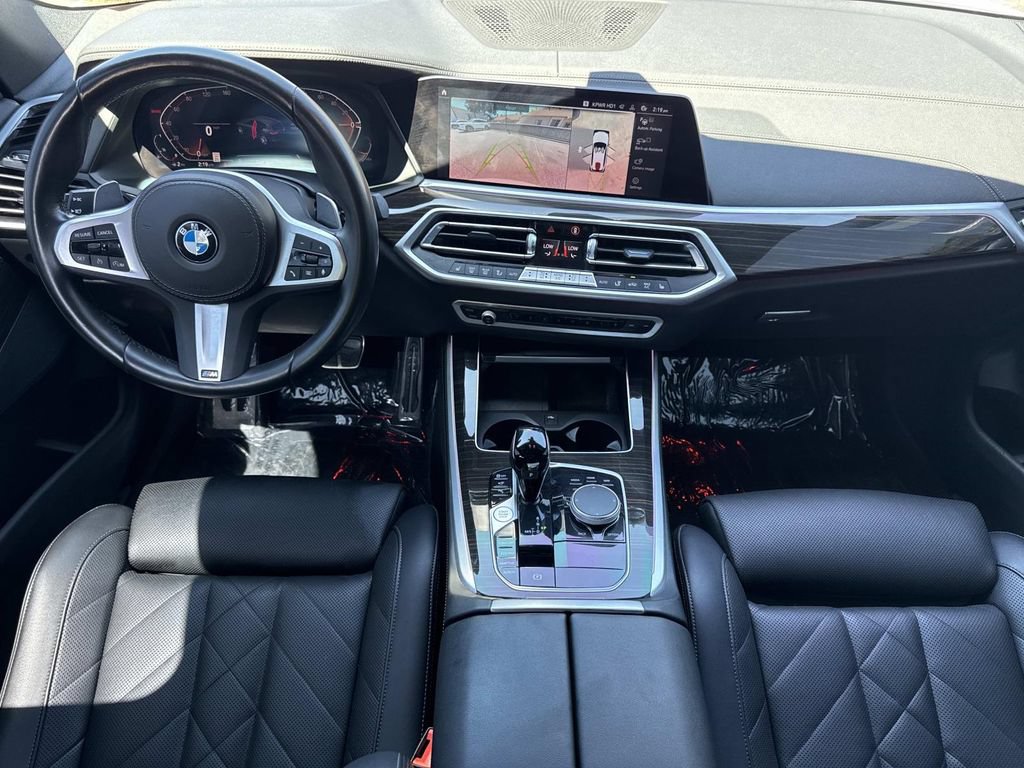 Used 2023 BMW X5 sDrive40i w/ M Sport Package RWD image 9