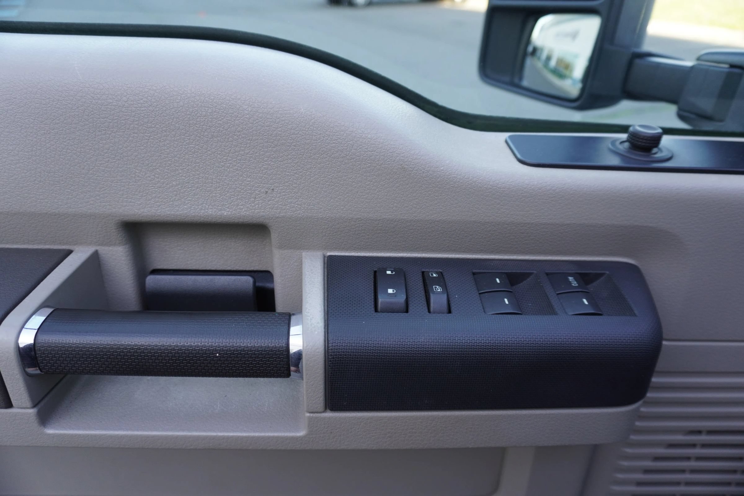 Used 2010 Ford F350 XL AWD/4WD image 23