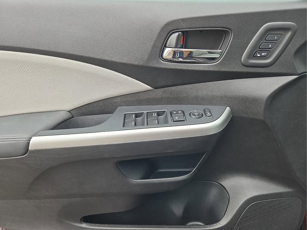 Used 2016 Honda CR-V Touring image 13