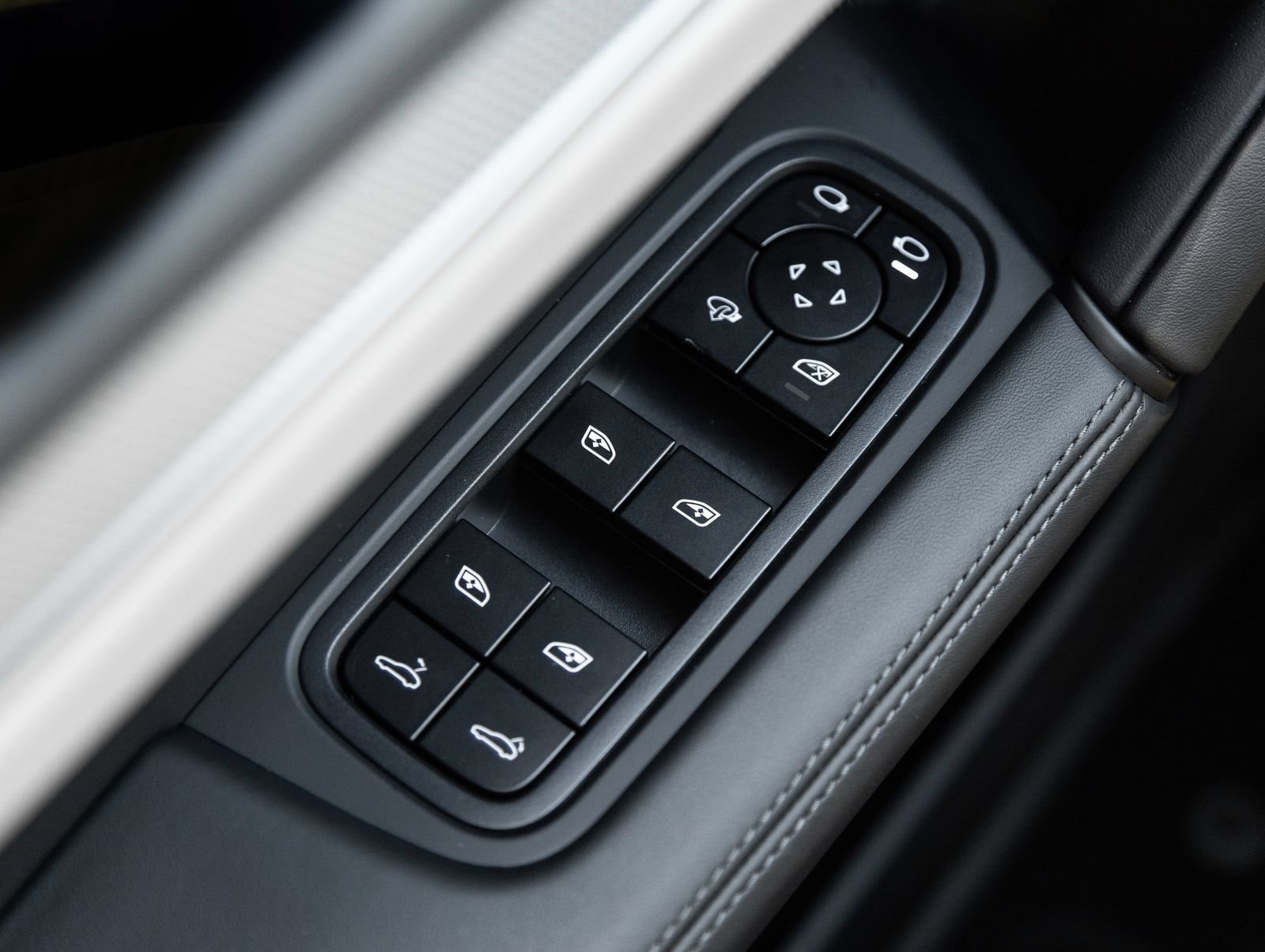 New 2026 Porsche Cayenne AWD/4WD image 20