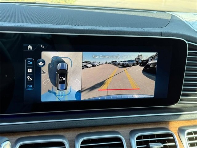 New 2026 Mercedes-Benz GLS 450 4MATIC image 16