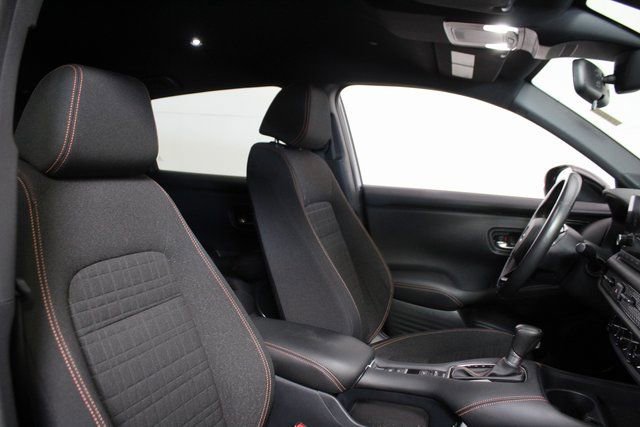 Used 2023 Honda HR-V Sport image 12