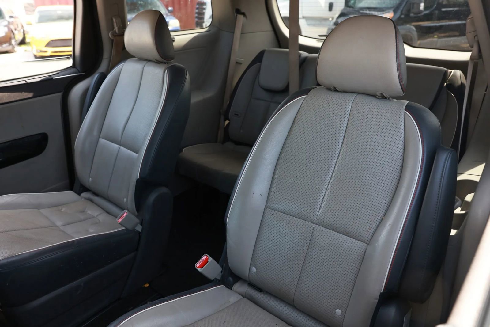 Used 2015 Kia Sedona EX image 14