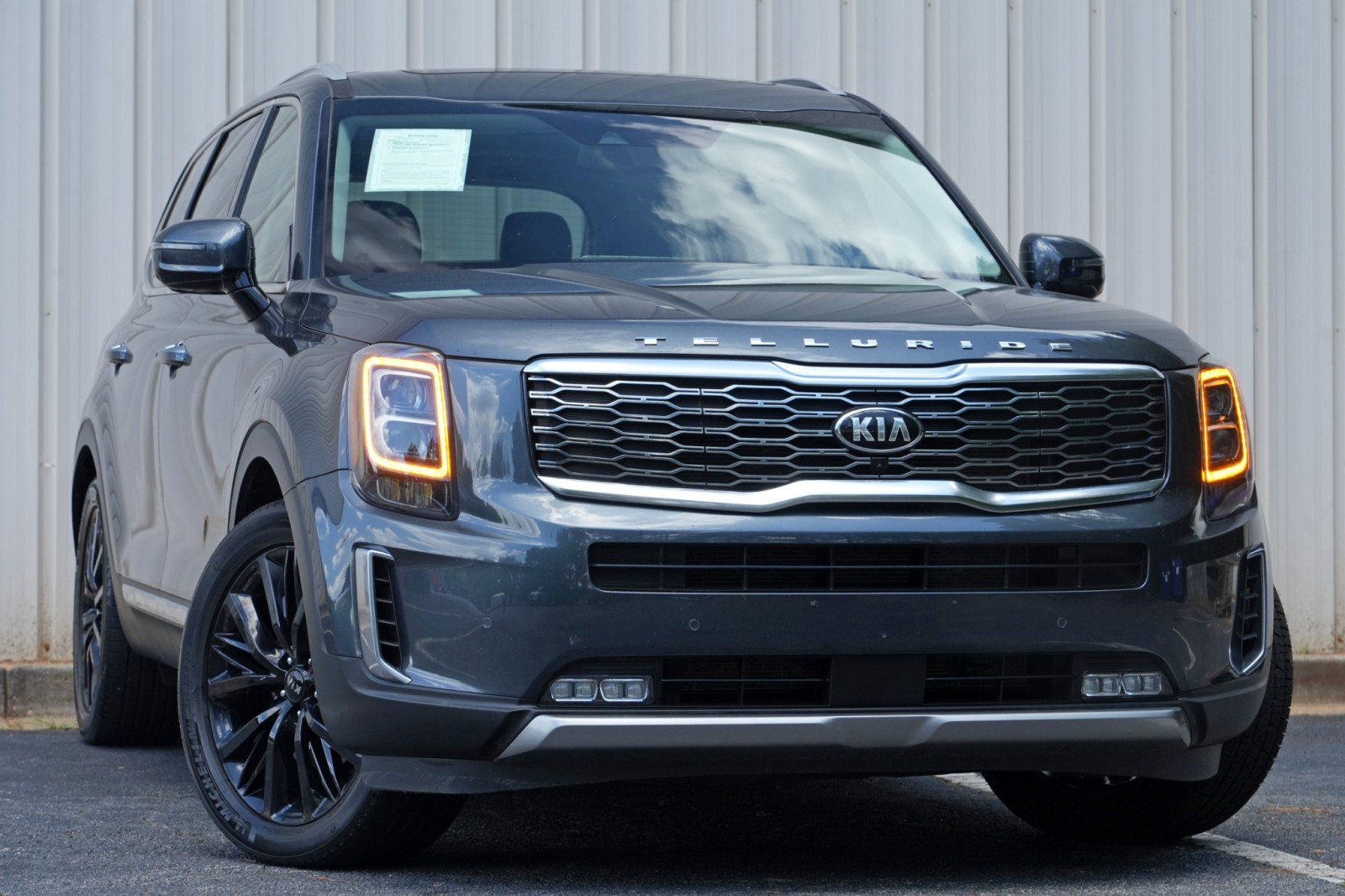 Used 2021 Kia Telluride SX w/ Towing Package AWD/4WD image 2