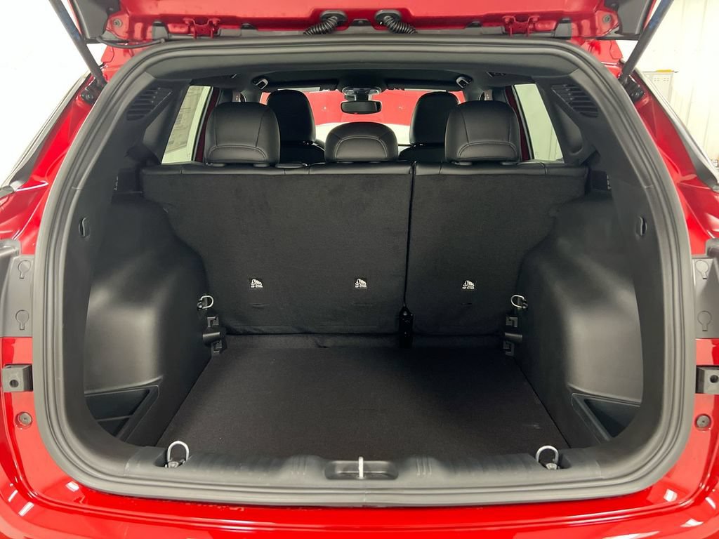 New 2026 Jeep Compass Latitude AWD/4WD image 23