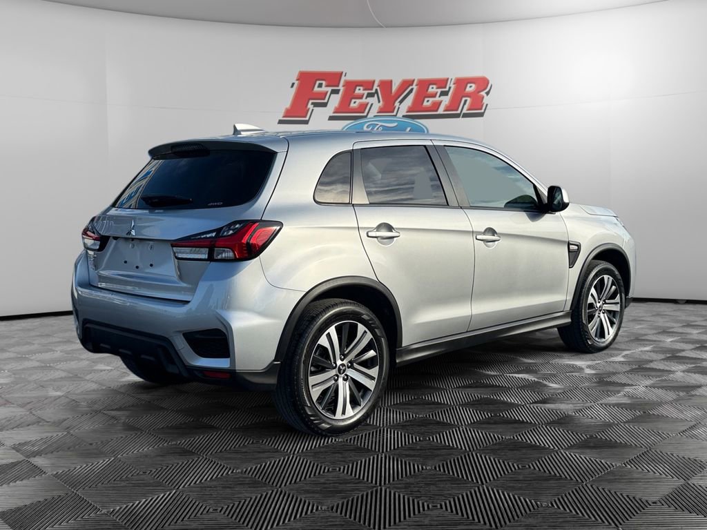 Used 2025 Mitsubishi Outlander Sport ES AWD/4WD image 5