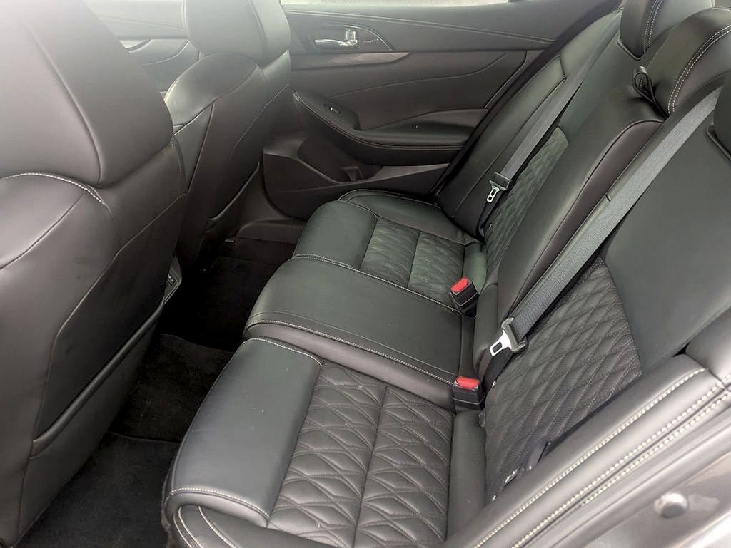 Used 2023 Nissan Maxima Platinum w/ Sport Mat Group FWD image 22