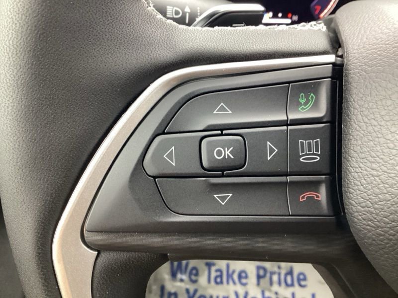 New 2025 Jeep Grand Cherokee L Altitude image 35