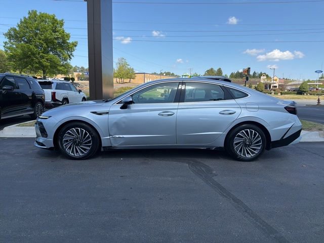 Certified 2024 Hyundai Sonata Limited FWD image 4