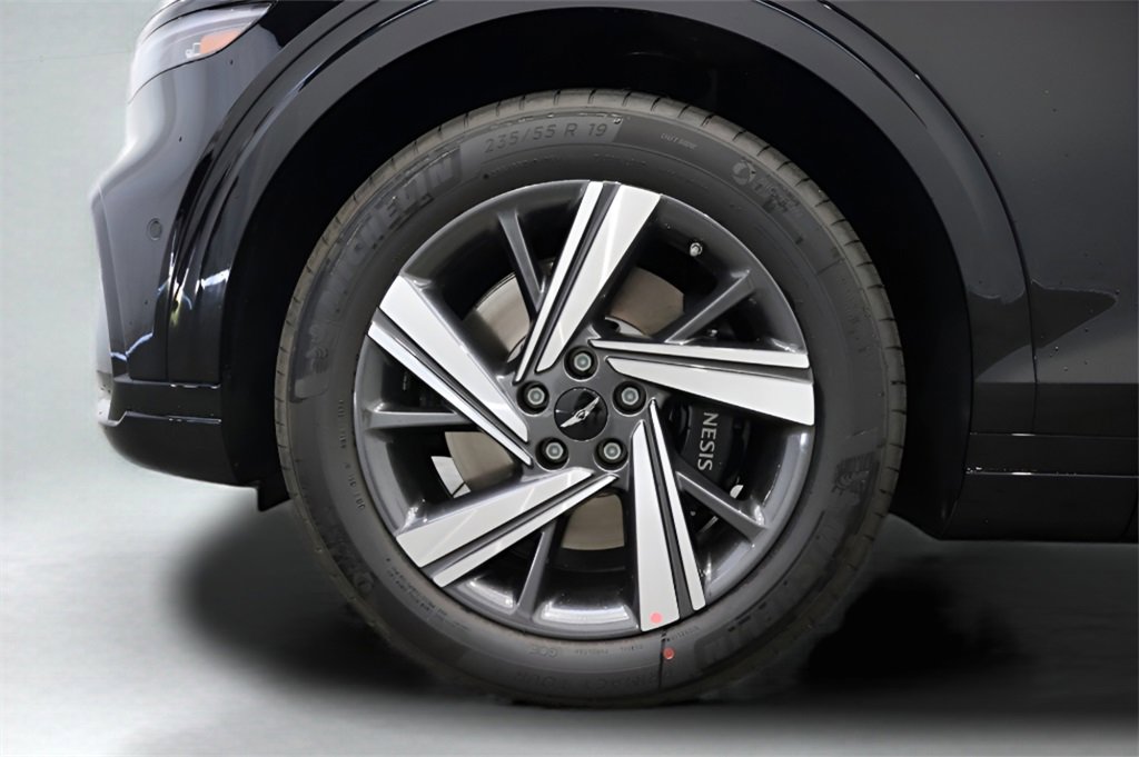 New 2026 Genesis GV70 3.5T Sport Advanced image 3