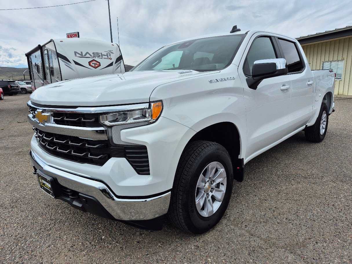 New 2026 Chevrolet Silverado 1500 LT w/ Leather Package AWD/4WD image 10