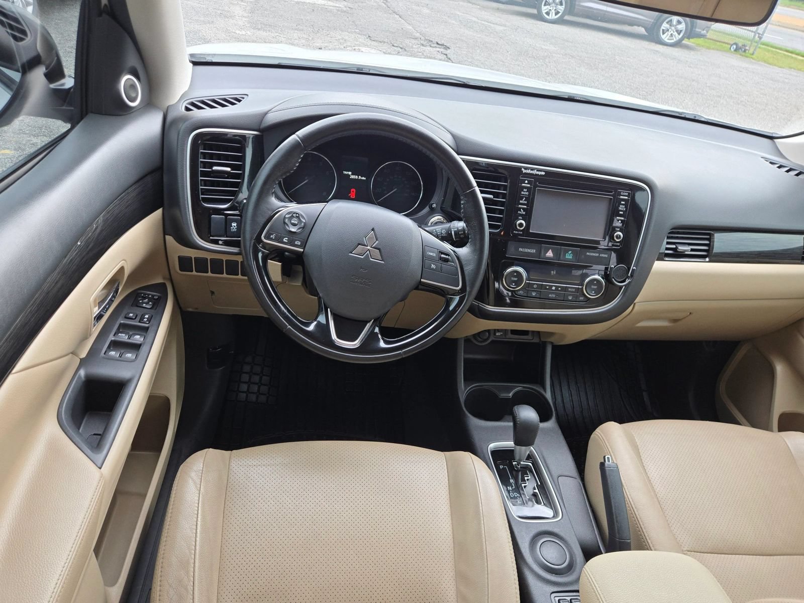 Used 2016 Mitsubishi Outlander SE FWD image 5