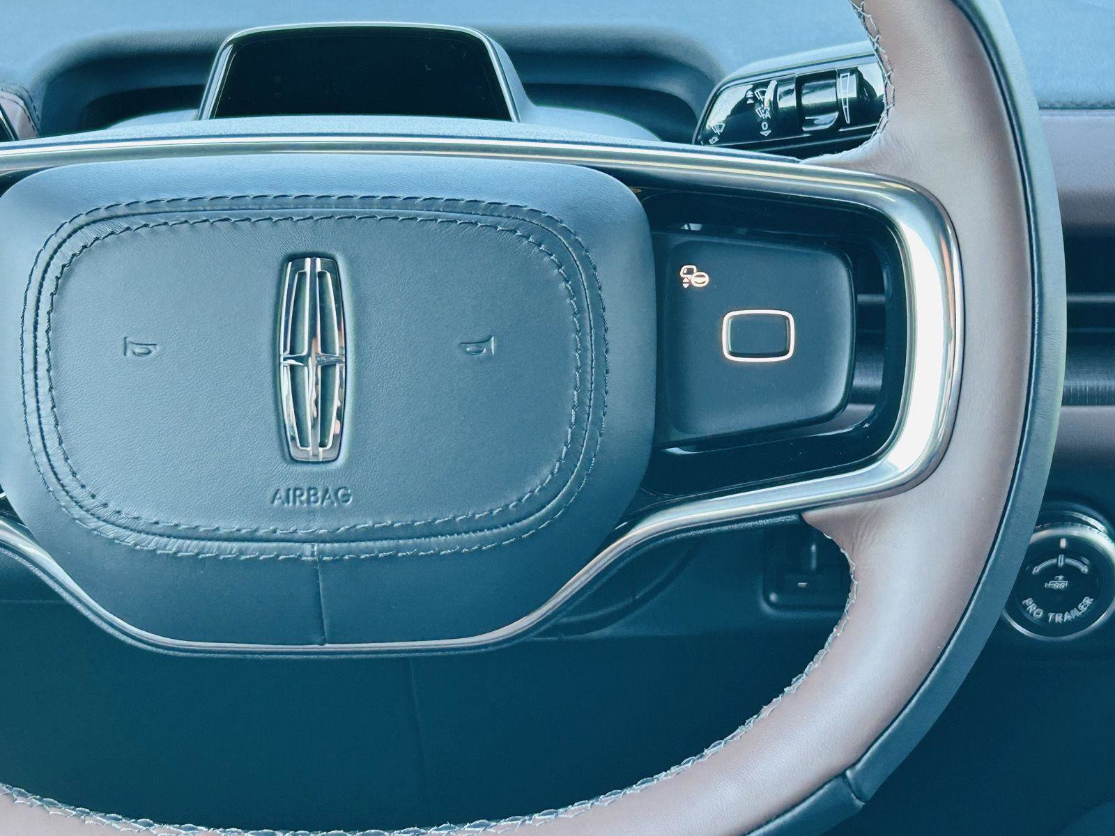 New 2026 Lincoln Navigator Reserve image 28