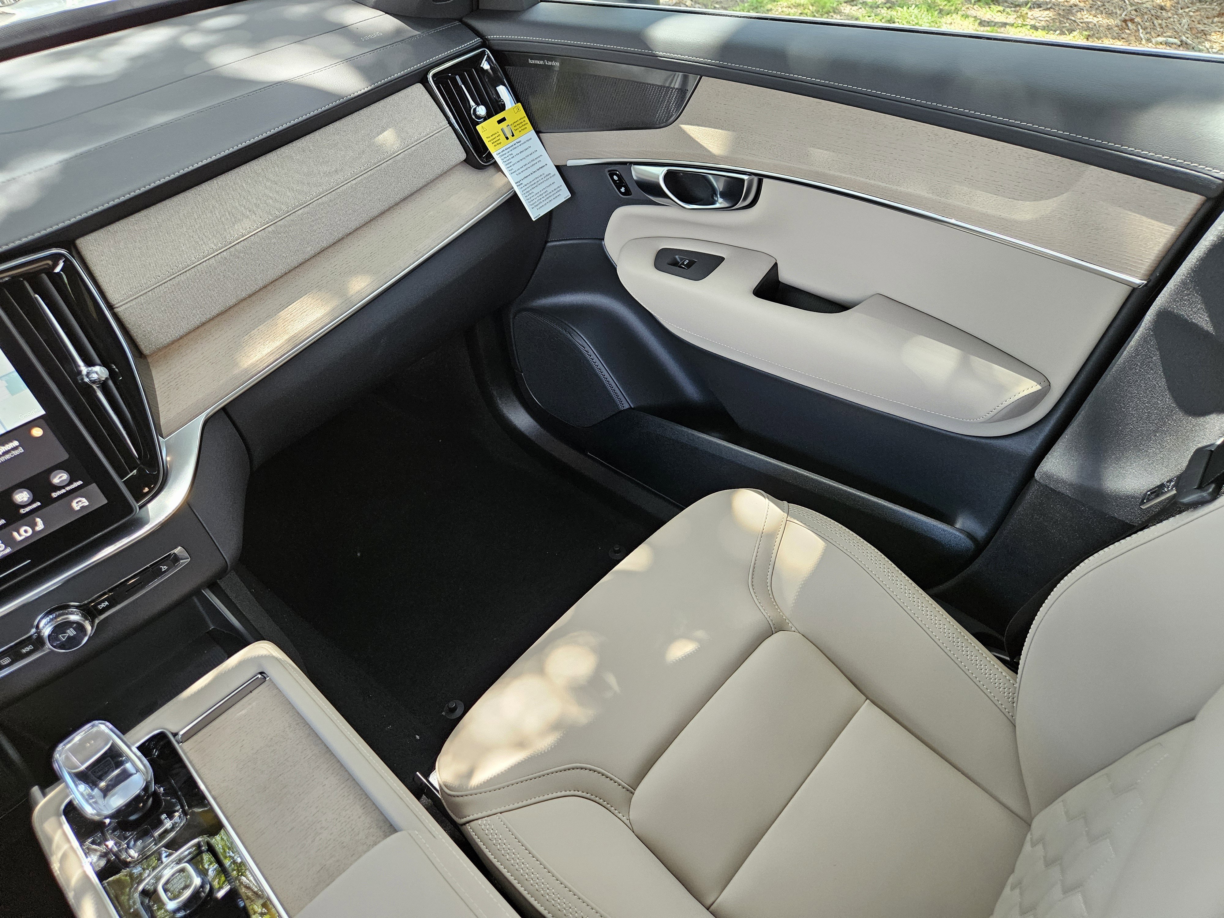 New 2026 Volvo XC90 B5 Plus image 19