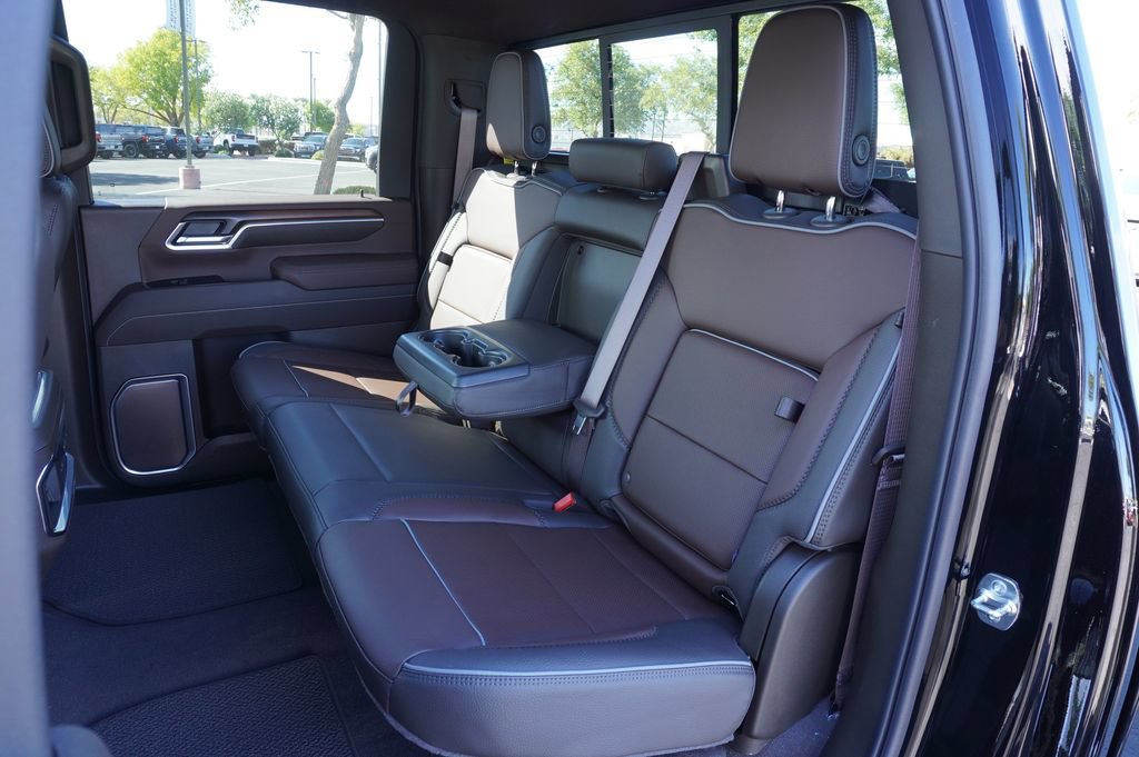 New 2026 GMC Sierra 2500 Denali w/ Max Trailering Package AWD/4WD image 12