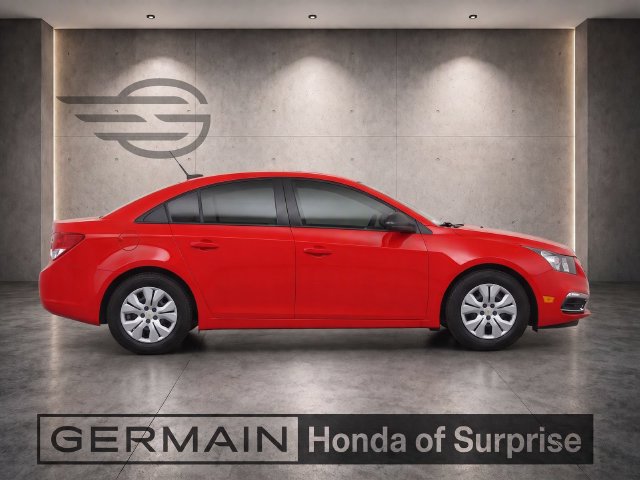 Used 2015 Chevrolet Cruze LS FWD image 7