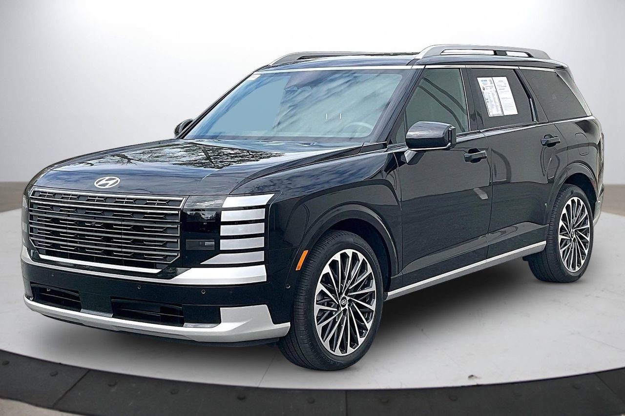 Used 2026 Hyundai Palisade Calligraphy image 4