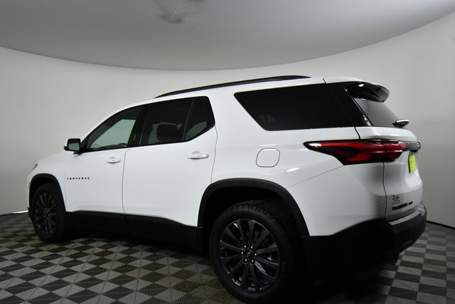 Used 2023 Chevrolet Traverse RS image 14