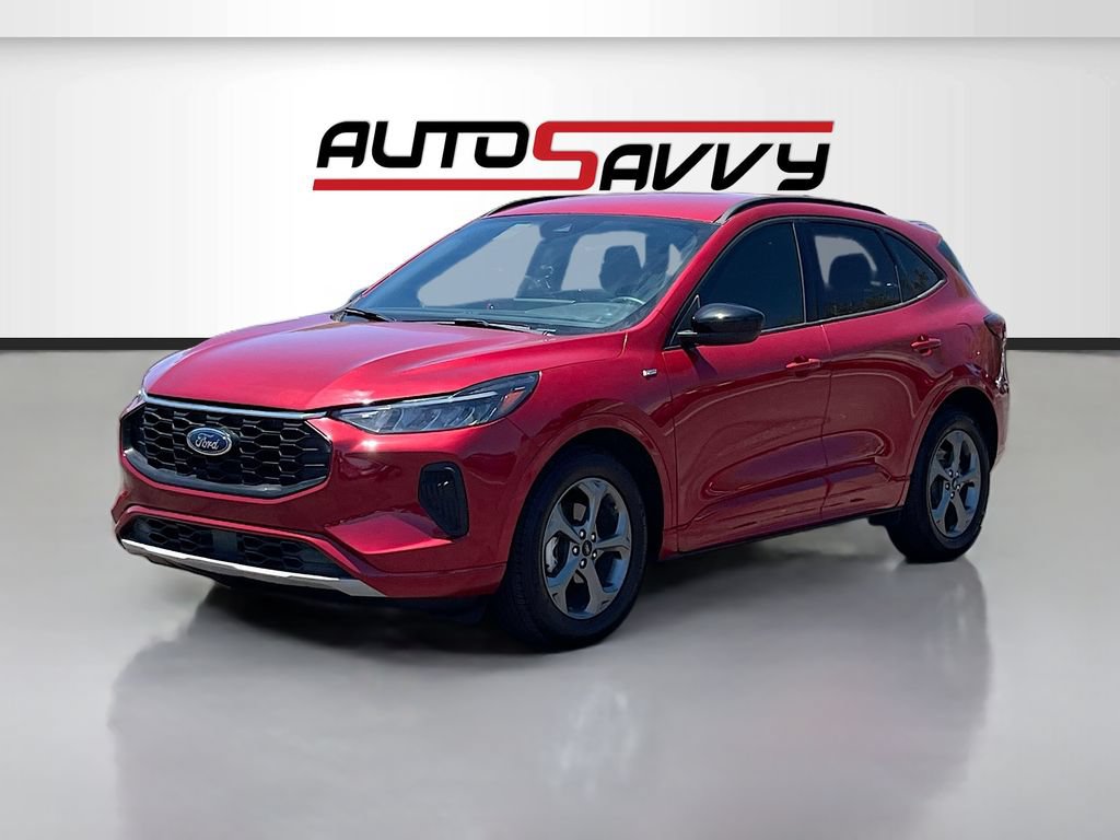 Used 2023 Ford Escape ST-Line w/ Tech Pack #1 FWD image 3