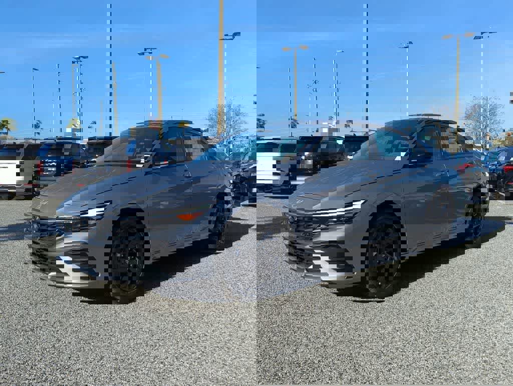 New 2026 Hyundai Elantra Sport image 2