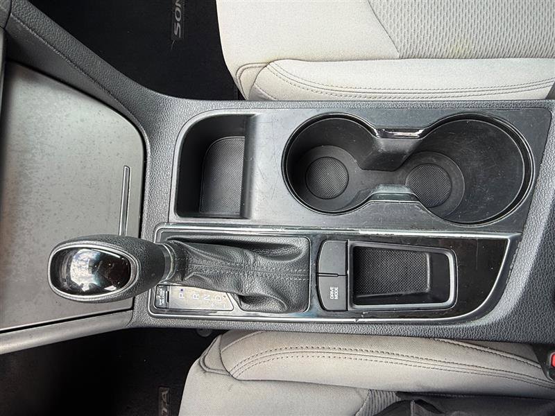 Used 2017 Hyundai Sonata SE image 30