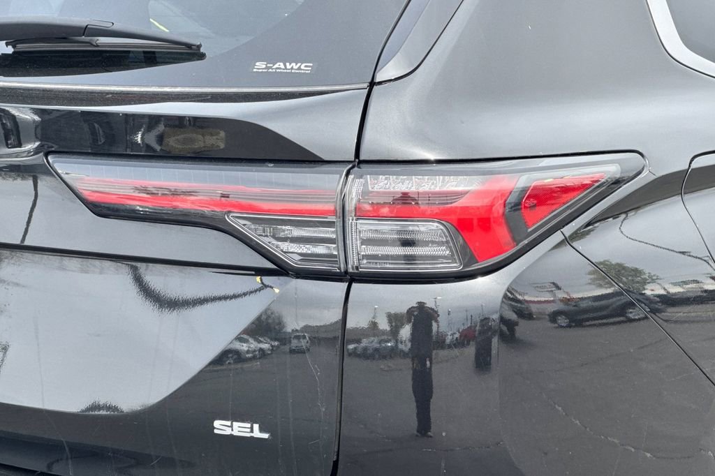 Used 2025 Mitsubishi Outlander SEL AWD/4WD image 27