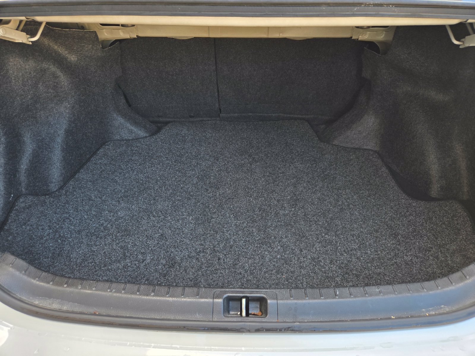Used 2018 Toyota Corolla XSE FWD image 27