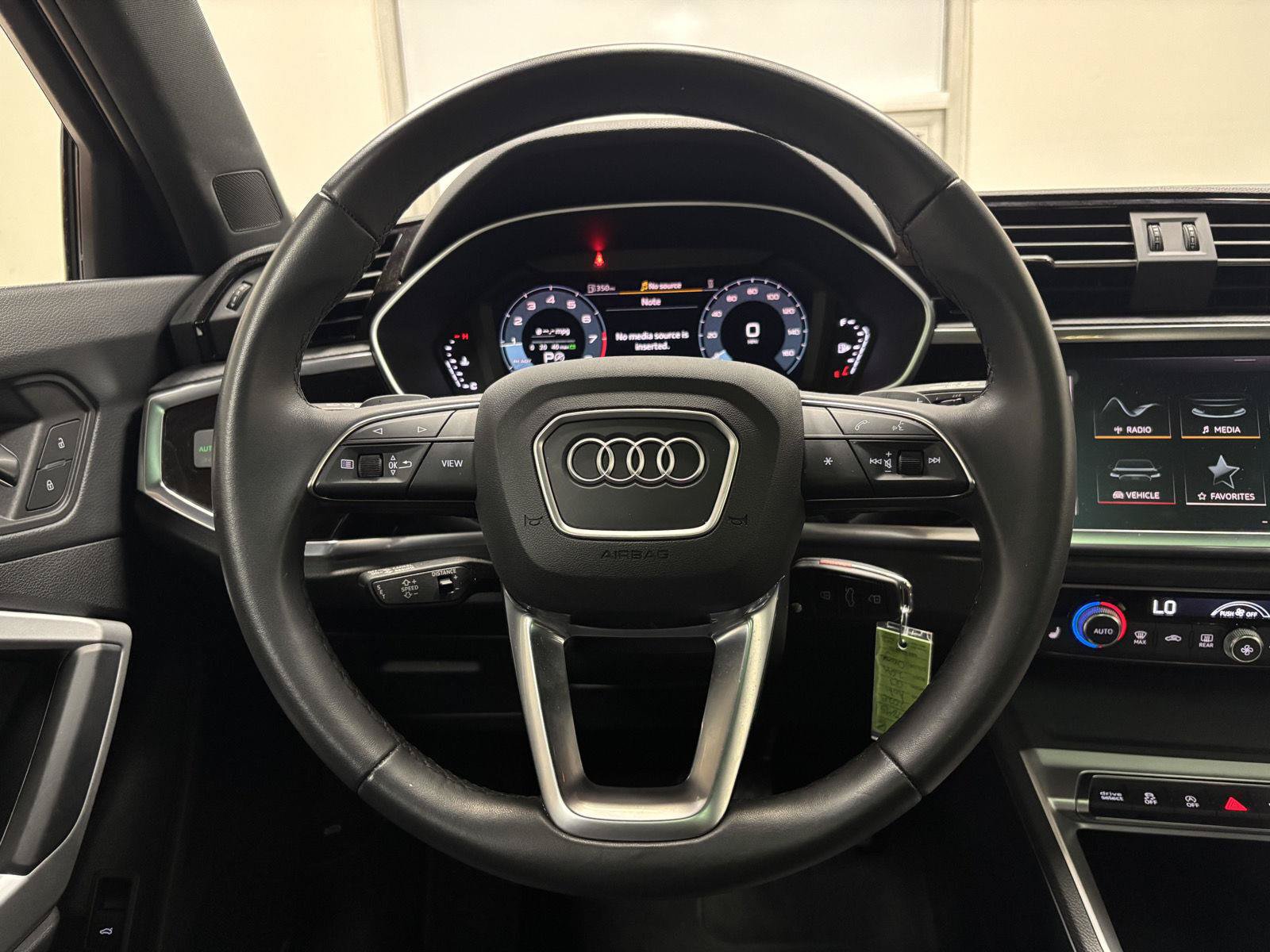 Used 2025 Audi Q3 2.0T Premium AWD/4WD image 24
