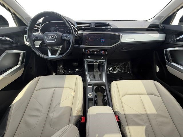 Used 2020 Audi Q3 2.0T Premium w/ Convenience Package AWD/4WD image 12