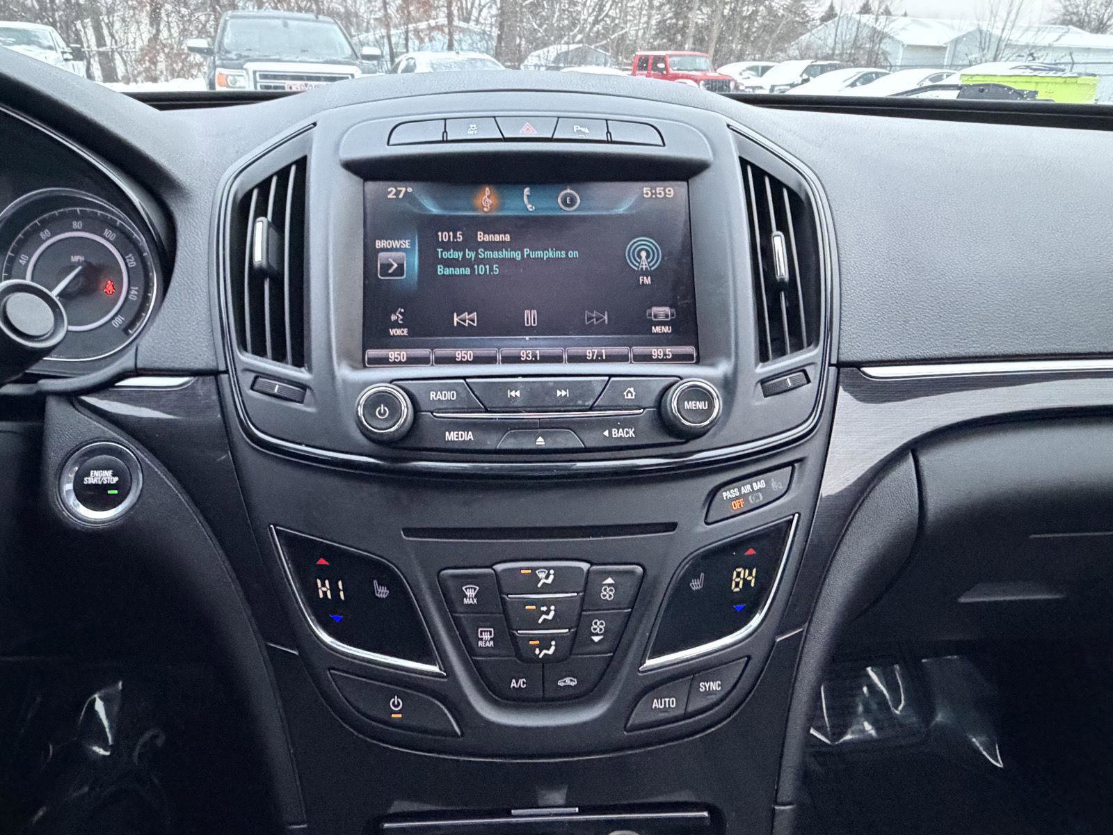 Used 2015 Buick Regal Premium image 12